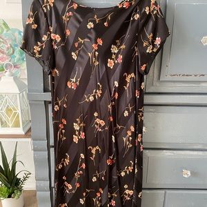 Liz Claiborne silk style mini dress with striped and flower detail. Size 6